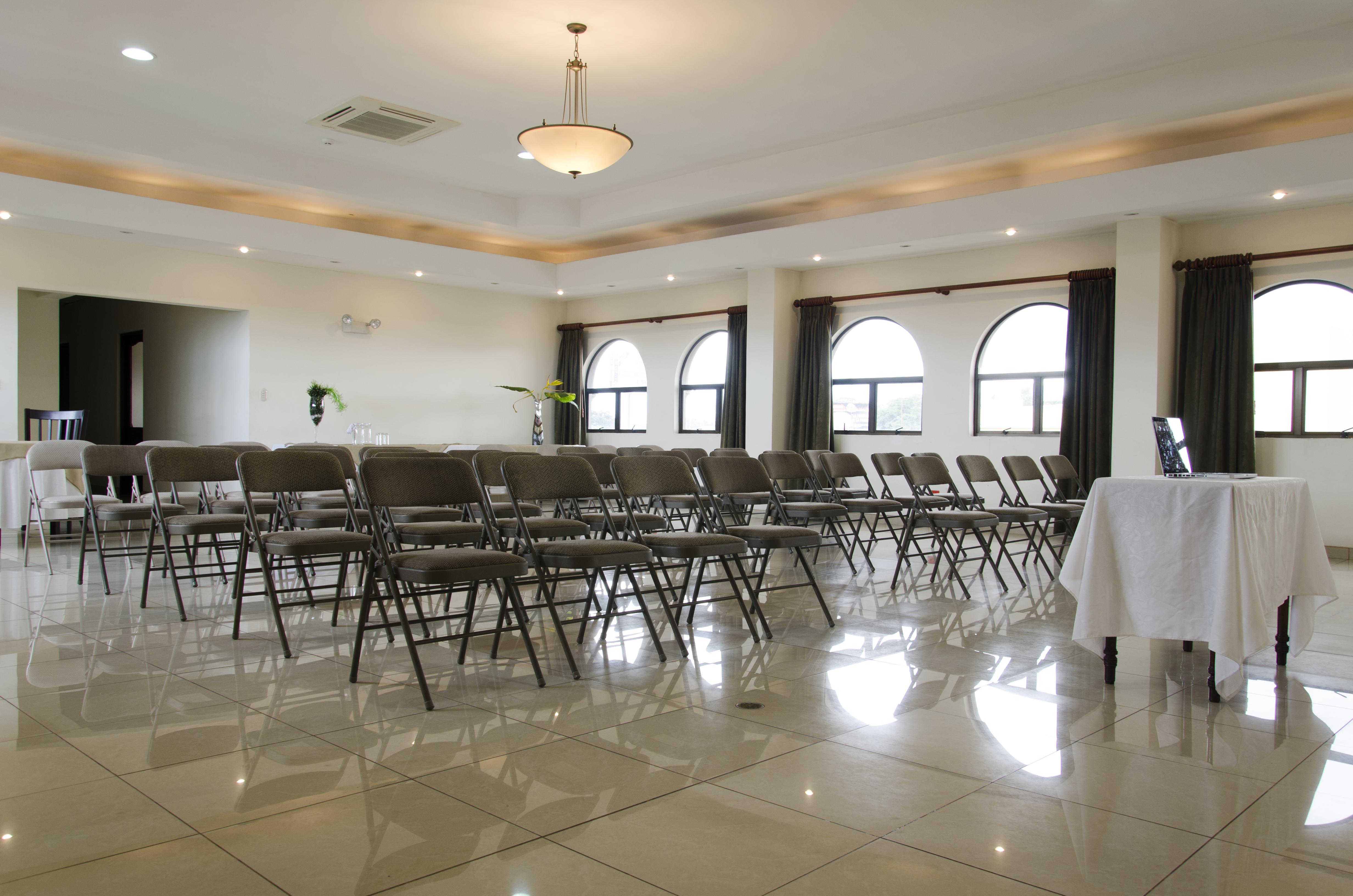 Hotel Plaza Real Suites & Apartments San Jose Bagian luar foto