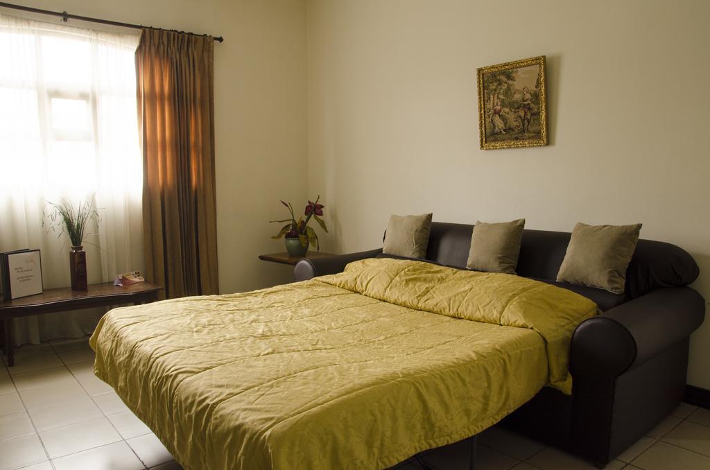 Hotel Plaza Real Suites & Apartments San Jose Bagian luar foto