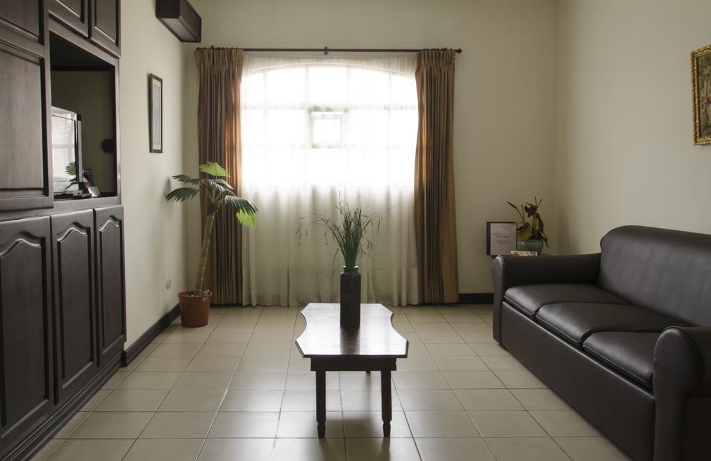 Hotel Plaza Real Suites & Apartments San Jose Bagian luar foto